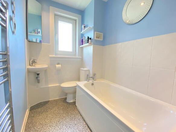 Photo 9