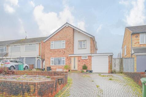Pear Tree Crescent, Shirley, B90