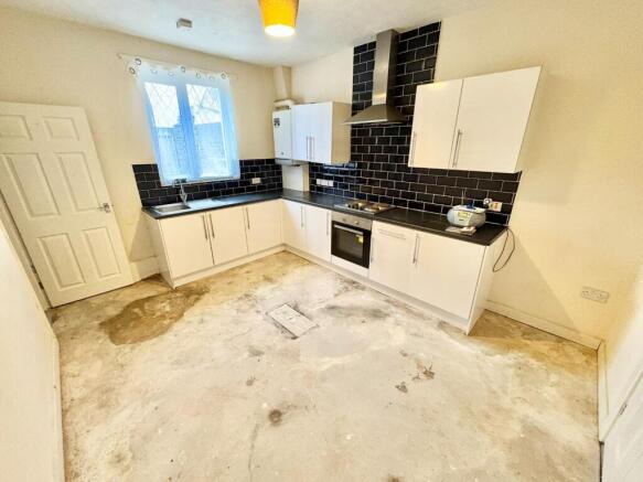 West Chilton Terrace, Chilton, Ferryhill photo 4