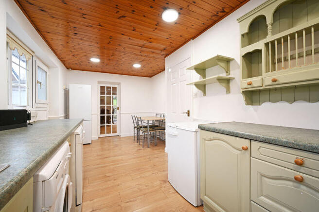 3 bed Detached for sale Image 7