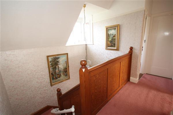 GALLERIED LANDING