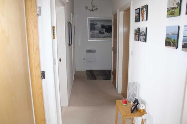 2 bed Penthouse for sale Image 4