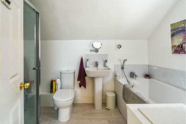 Master En-suite
