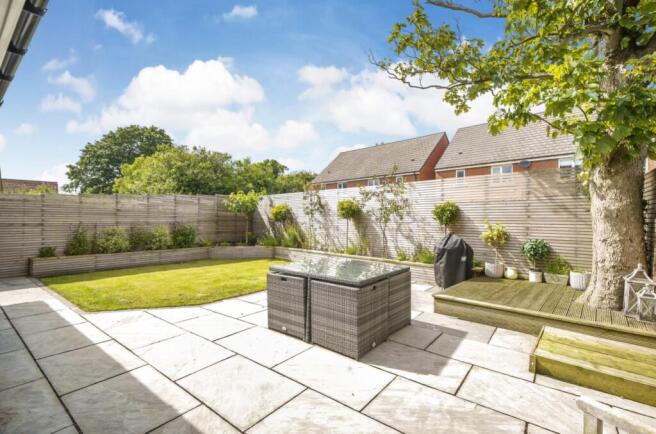 EweMove Harrogate Garden