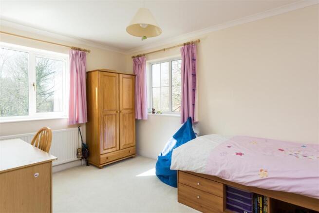 8 Escrick Park Garde
