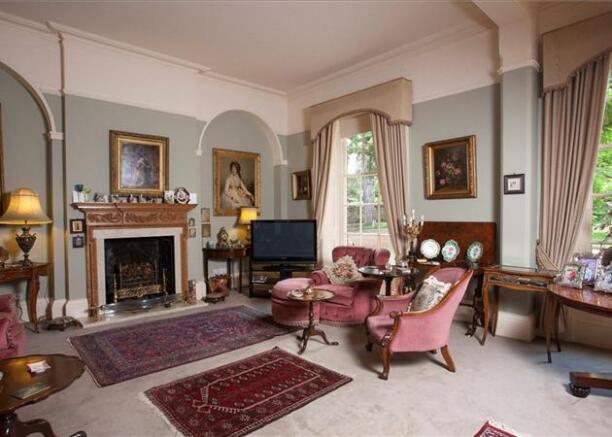 Fine Drawing Room