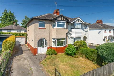 Leathley Crescent, Menston, Ilkley, West Yorkshire, LS29
