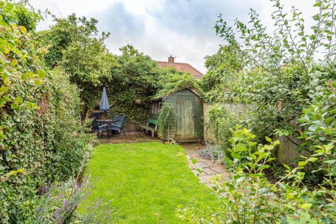 GARDEN