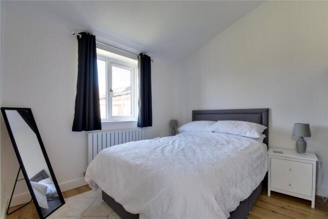 3 bed Semi-Detached for sale Image 6