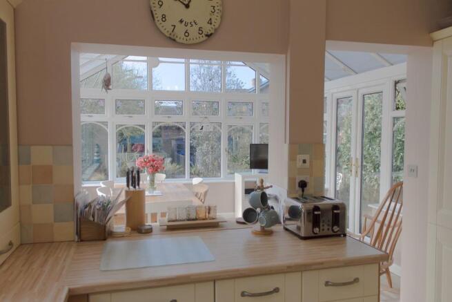 Kitchen/Conservatory