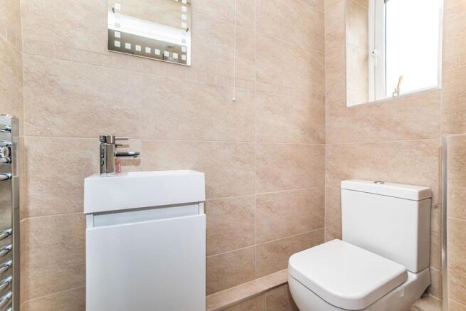 Cloakroom / WC