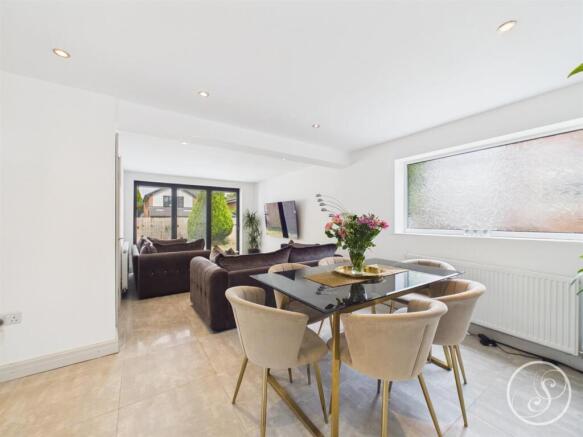 3 bed Detached for sale Image 6