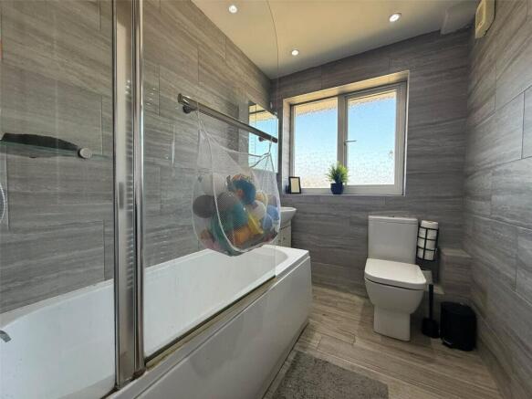 2 bed Semi-Detached for sale Image 8