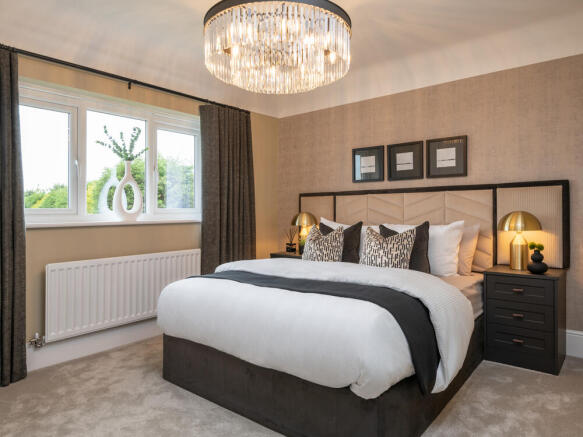 5 bed Detached for sale Image 4