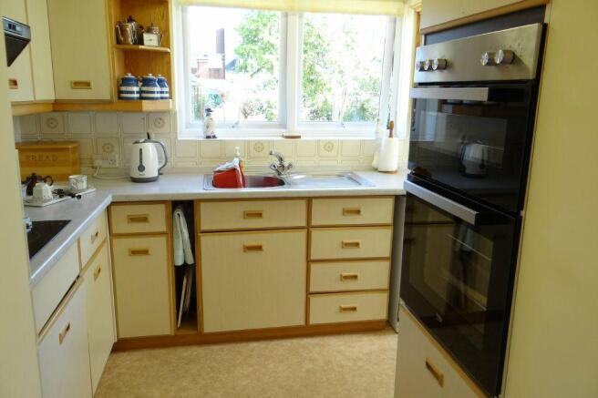 Kitchen - view 2