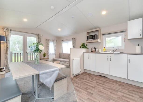 2 bed Caravan for sale Image 9
