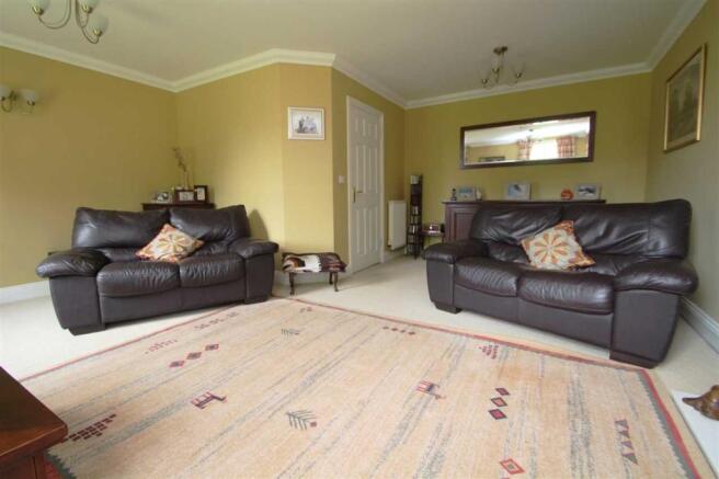 L-Shaped Lounge