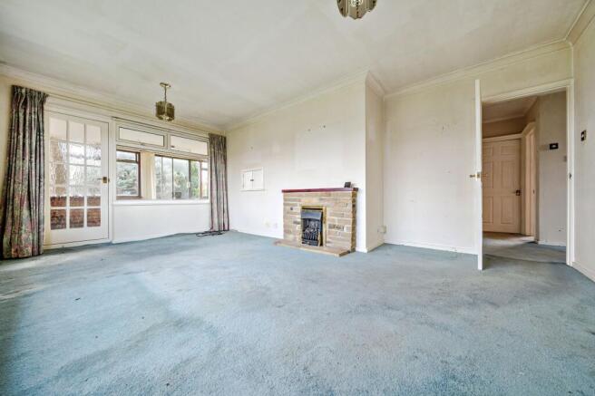 Sitting / Dining Room