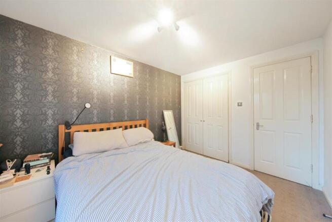 Flat 6, 2 Highfield Close - AF6J8aDA8HhRl6mql5tB.j