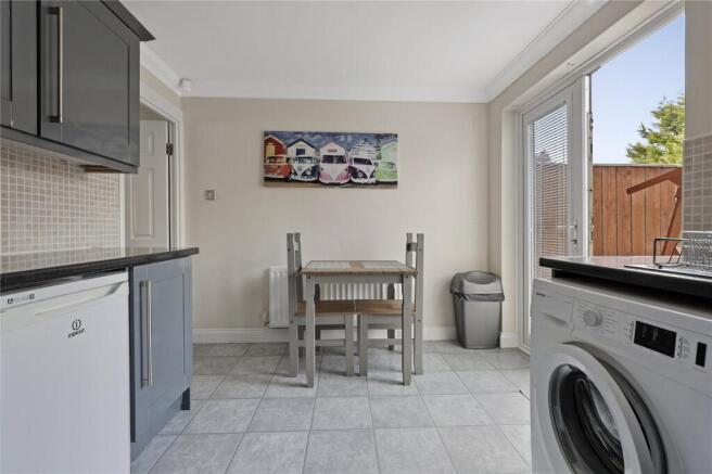 2 bed Semi-Detached for sale Image 5