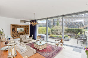 Flat 1, 24, Donaldson Crescent, Wester Coates, Edinburgh EH12 5FD