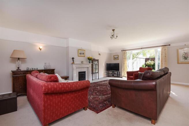 Large Sitting Room