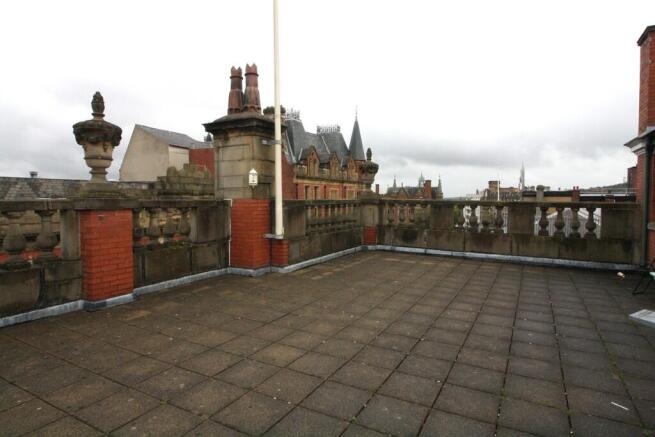 1 bed Apartment to rent Image 6