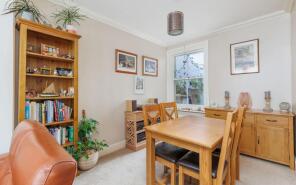 5, Clarence Road, Newport PO30 1ER