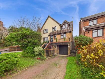 Goldthorpe Gardens, Lower Earley, RG6