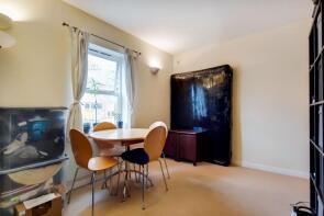 1, Thames Circle, London E14 3RX