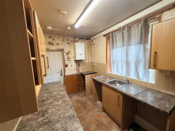4 bed Block of Apartments for sale Image 4