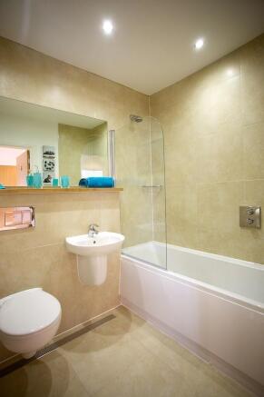 Main bathroom