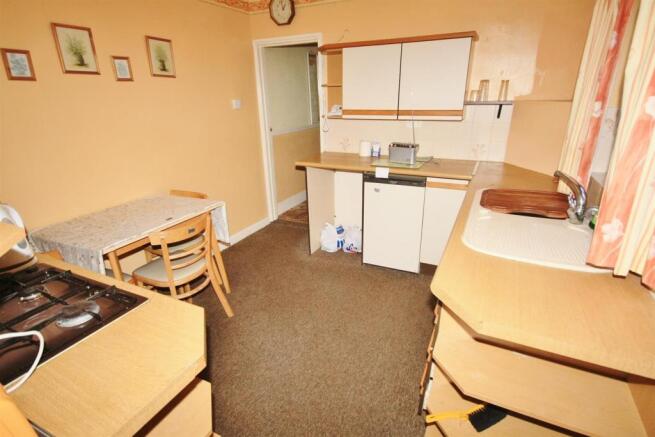 kitchen2.jpg