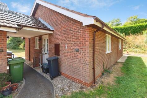 Poplar Road, Dorridge, Solihull, West Midlands, B93