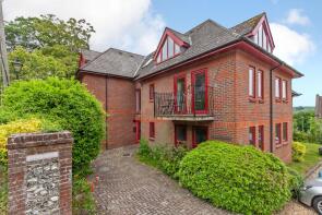 Flat 7, Chilcombe Heights, Quarry Road, Winchester SO23 0HR