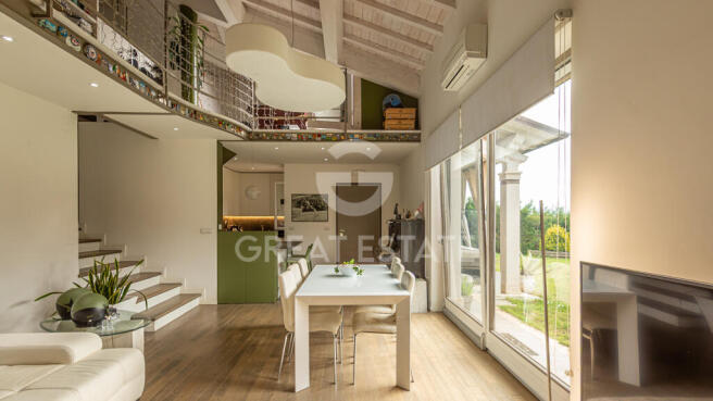 Interno