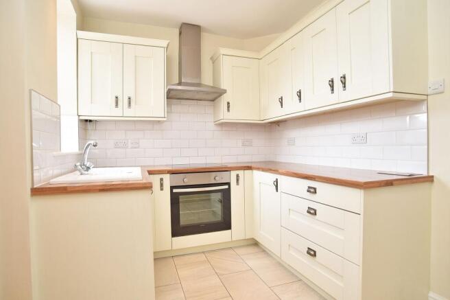 2 bed Terraced for sale Image 10