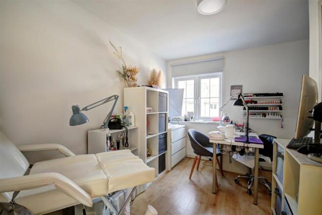 Bedroom 2.jpg