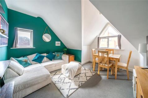 Voss Court, London, SW16