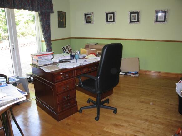 Photo 8