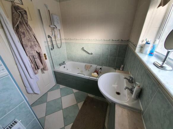 Photo 9