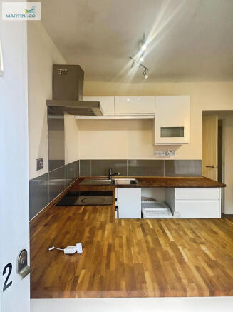 15c5df39-West 20s...