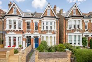 14b, Wyneham Road, London SE24 9NT