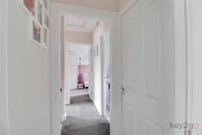 3 bed Terraced for sale Image 10