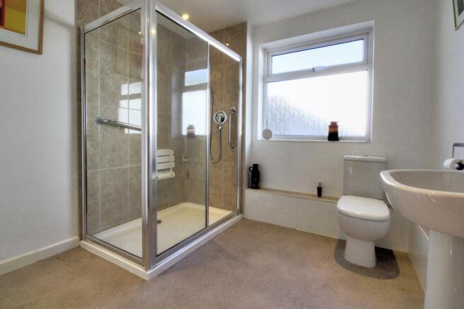 9Shower Room
