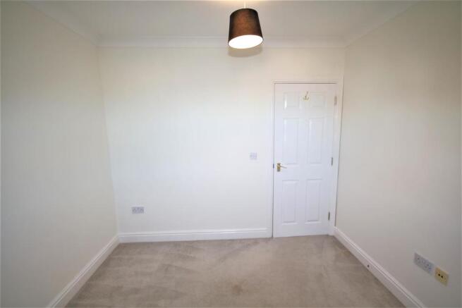 Bedroom 3b.JPG