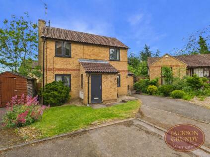 St. Annes Close, Daventry, NN11 4TW