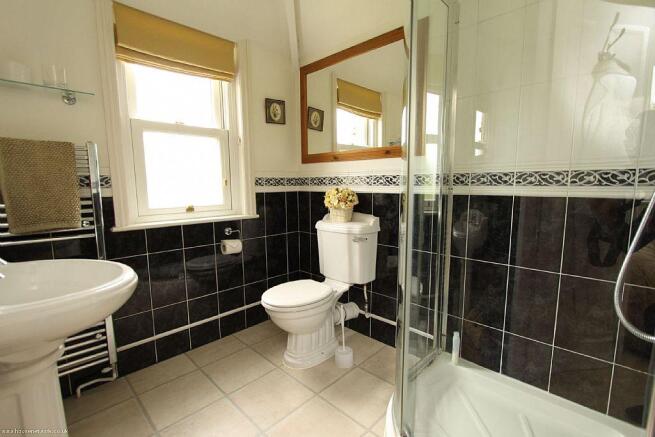 En-suite Shower Room 3