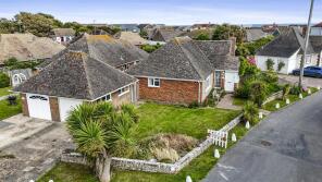 10, Florida Close, Worthing BN12 5PF