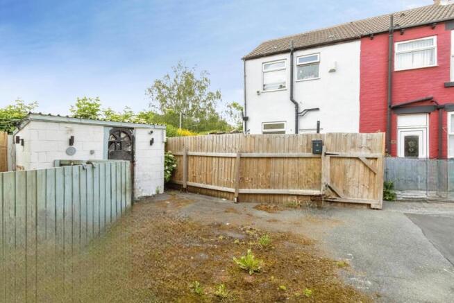 2 bed Terraced for sale Image 10